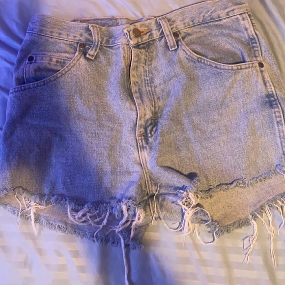 Wrangler shorts size 6 - Picture 2 of 2